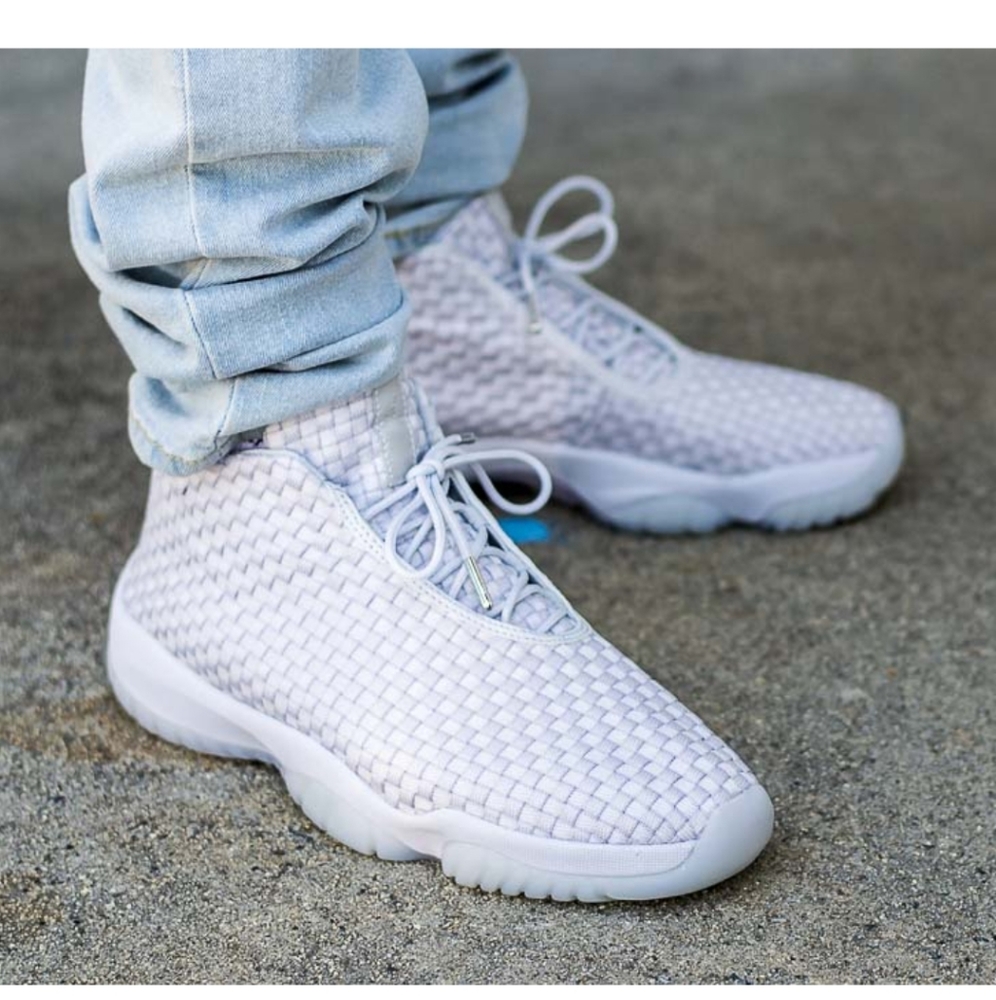 Air Jordan Future Platinum White New comes w Box